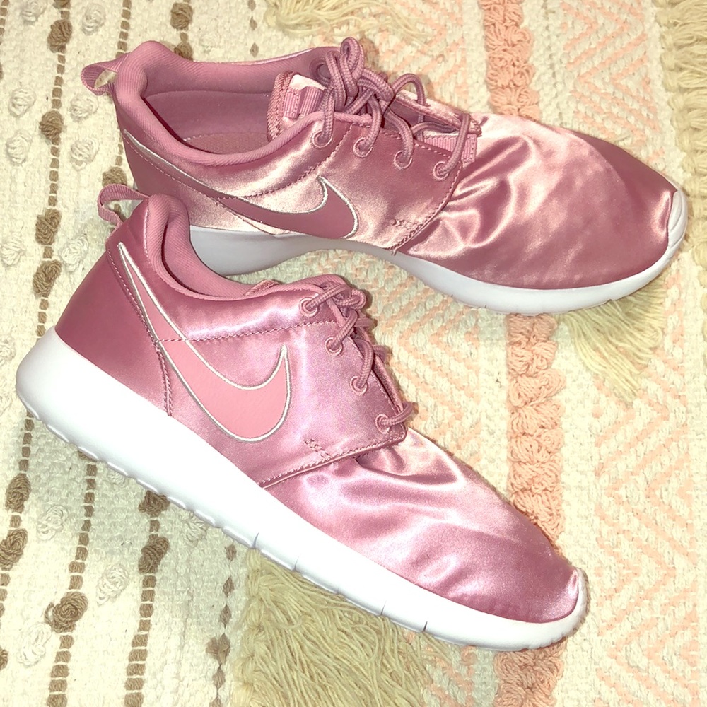 Nike Roshe one GS